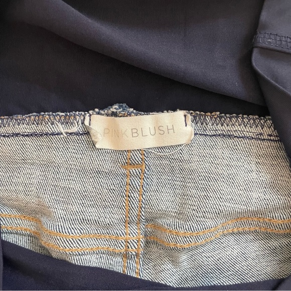 Navy Fringe Hem Maternity Plus Jean Shorts with Full Panel - Like New - Size XL - Picture 6 of 8